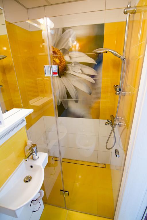 Sunshine Sofia Apartment ภายนอก รูปภาพ
