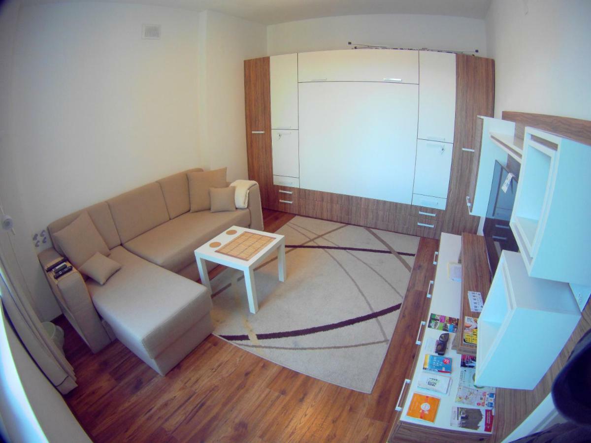 Sunshine Sofia Apartment ภายนอก รูปภาพ